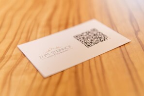 Individually decorated, desk, laptop workspace, free WiFi - Hotel zum Steinhof (Bad Blankenburg)