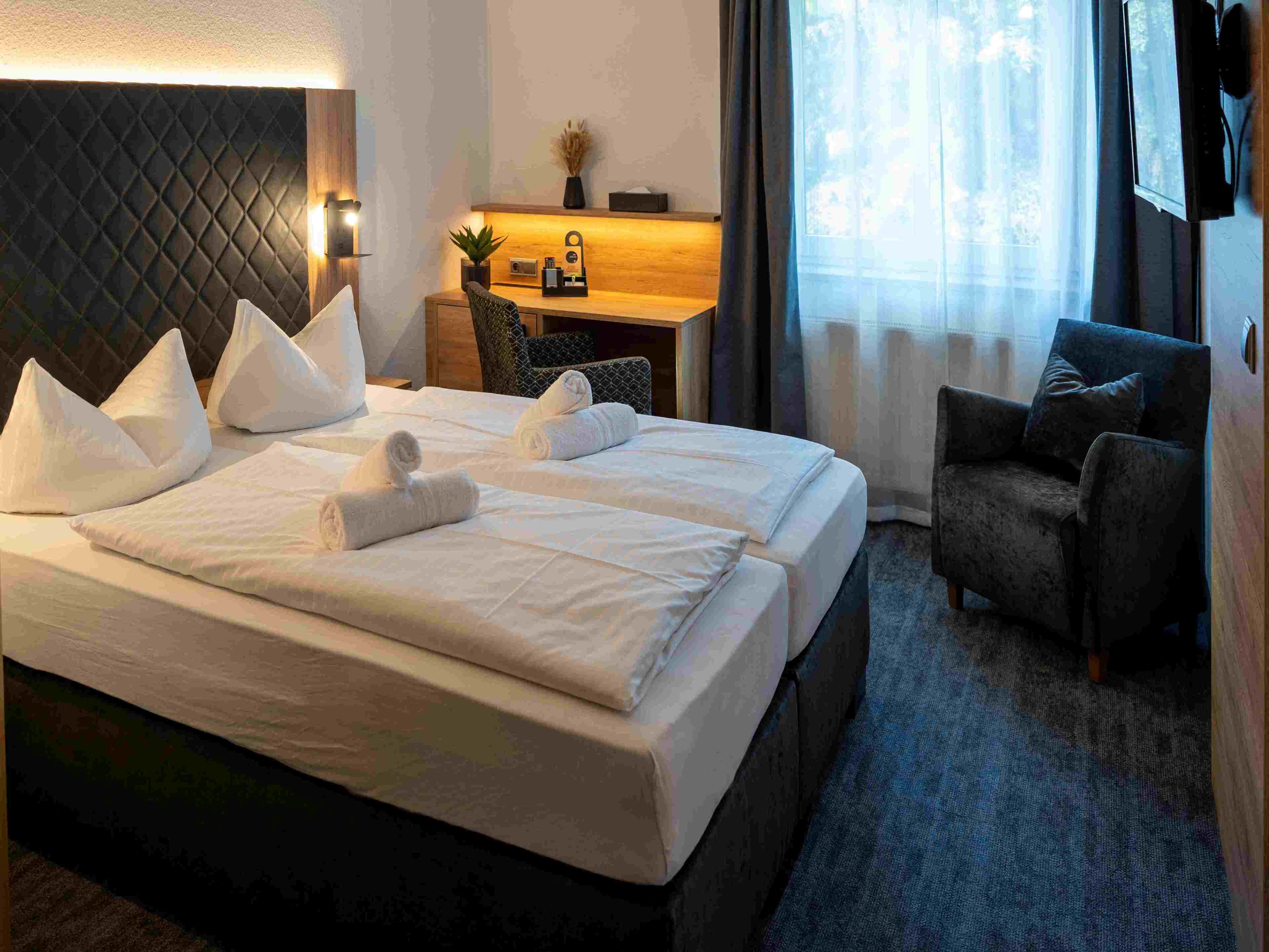 Standard Double Room, 1 King Bed, Non Smoking | Individually decorated, desk, laptop workspace, free WiFi