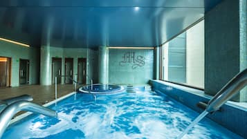 Sauna, hot tub, steam room, Turkish bath, body treatments, hydrotherapy