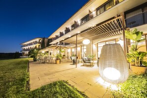 Exterior - Hotel Mas Solà (Santa Coloma de Farners)