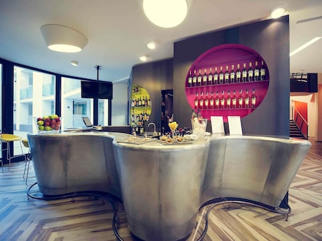 Bar (on property). Mercure Firenze Centro
