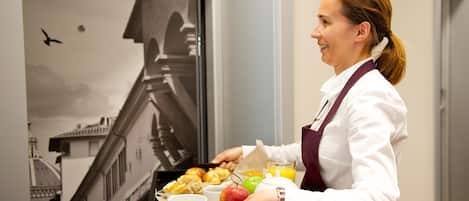 Room service – dining