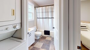 Cottage, 2 Bedrooms | Bathroom