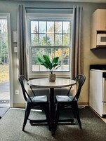 Estudio, cocina básica | Vistas desde la habitación