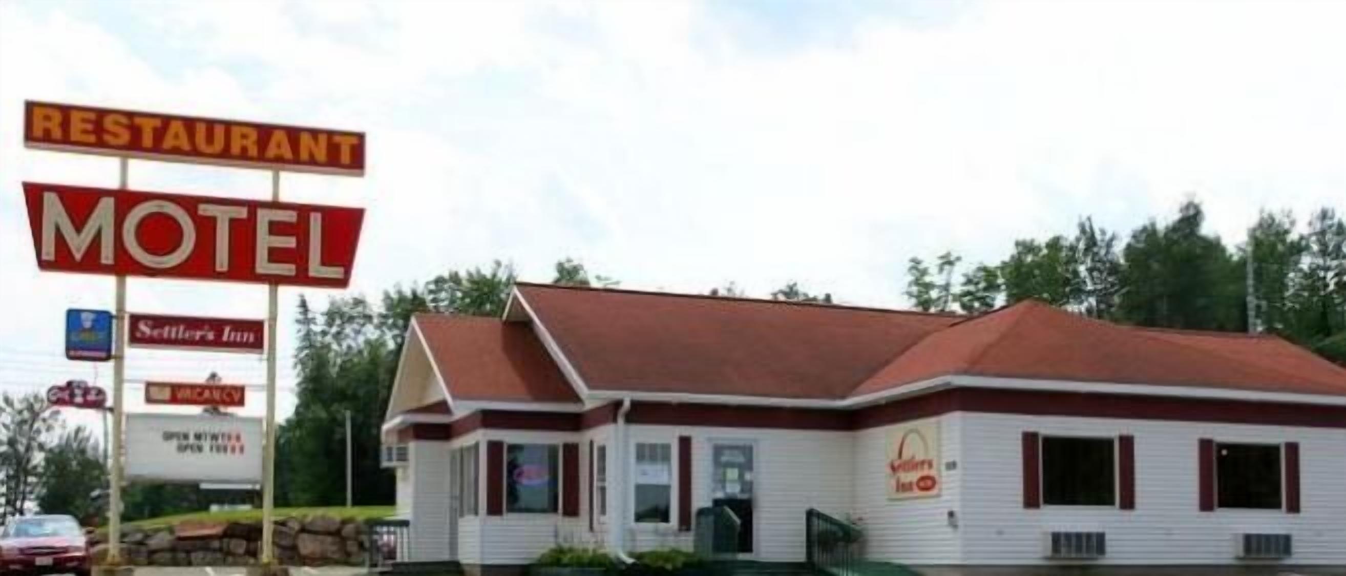 Settlers Inn & Motel