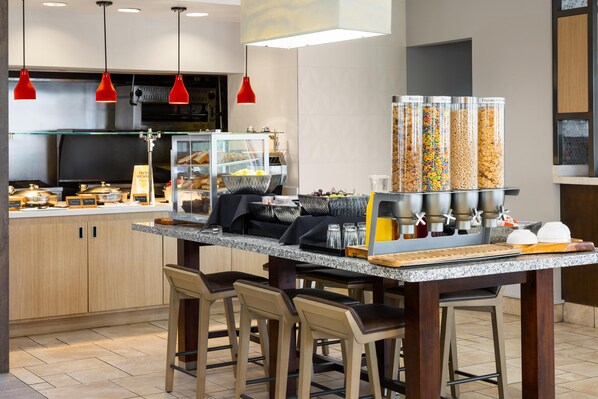 Daily continental breakfast (USD 14.00 per person)