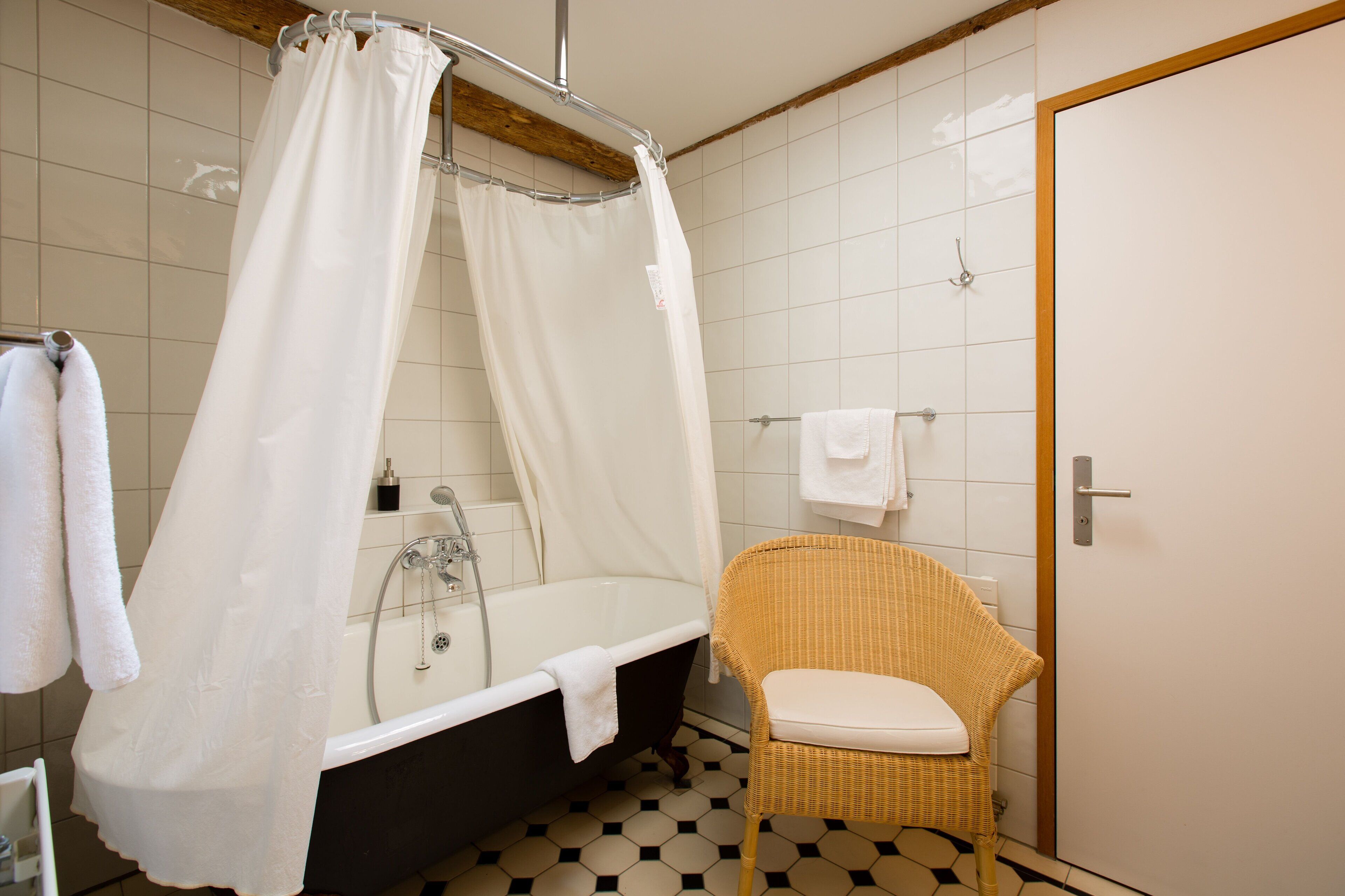 premium bedding, in-room safe, soundproofing, free cots/infant beds