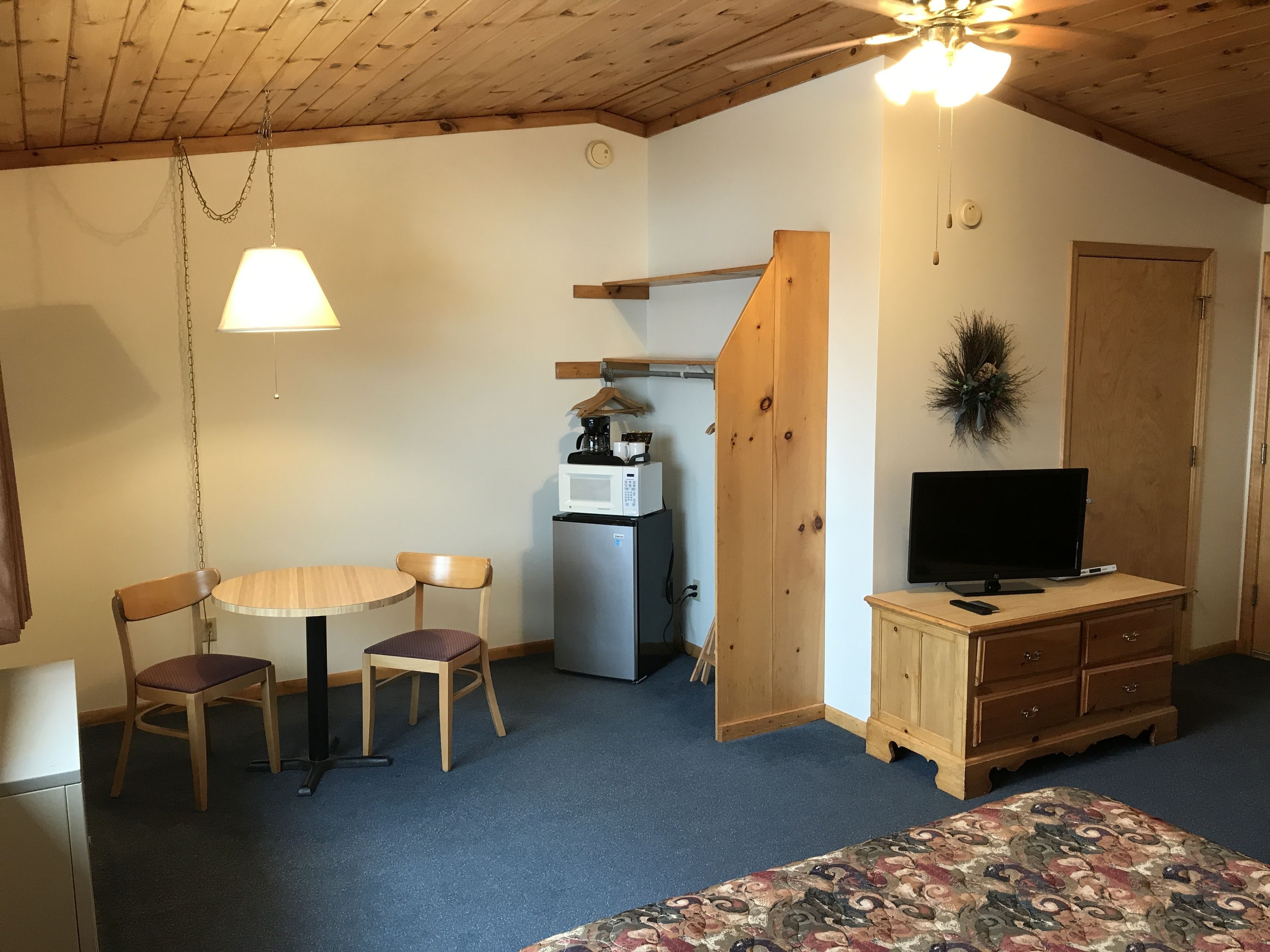 room, accessible | laptop workspace, free wifi, bed sheets