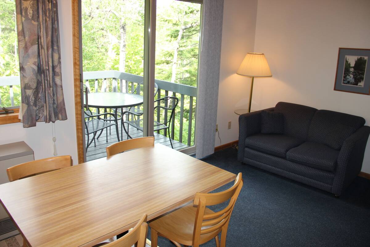 condo, 2 bedrooms | living area | flat-screen tv, dvd player