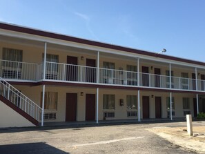 Exterior - Fort Eustis Inn (Newport News)
