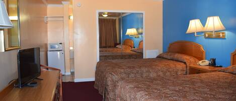 Habitación estándar, 2 camas matrimoniales (Smoking) | Camas extra, wifi gratis y ropa de cama