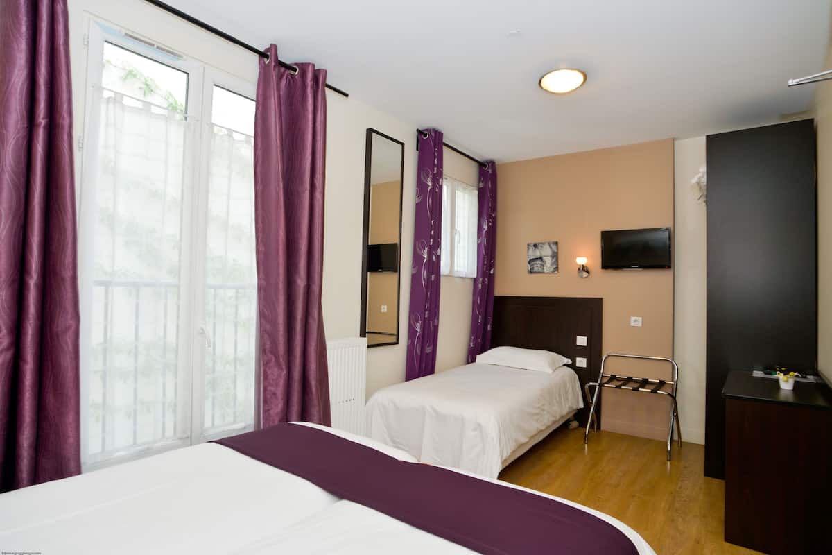 Triple Room | Premium bedding, in-room safe, desk, blackout curtains