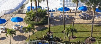 Sarasota Surf and Racquet Club