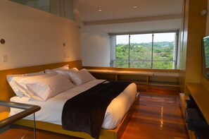 1 Schlafzimmer, hochwertige Bettwaren, Minibar, Zimmersafe