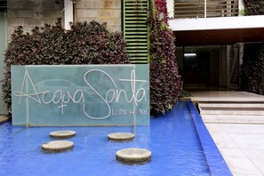 Property entrance - AcquaSanta Lofts Hotel (Cali)