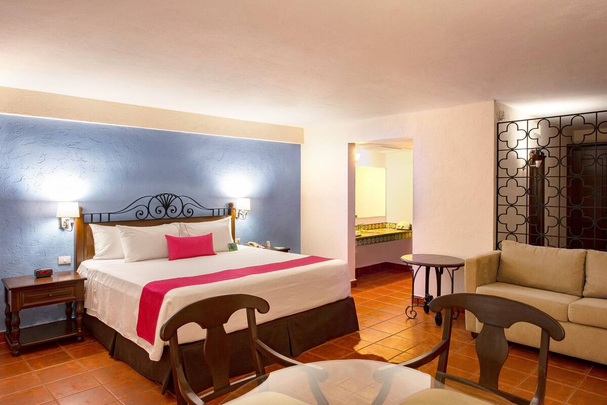 Suite junior, 1 cama de matrimonio grande | Ropa de cama de alta calidad, caja fuerte, escritorio