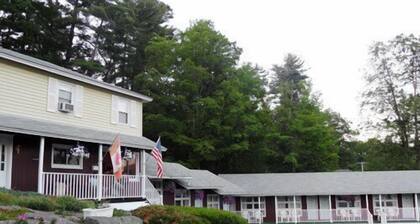 Pinebrook Motel