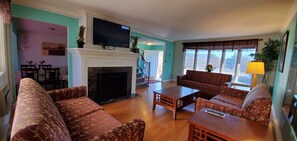 Maison, 3 chambres, cuisine | Coin séjour