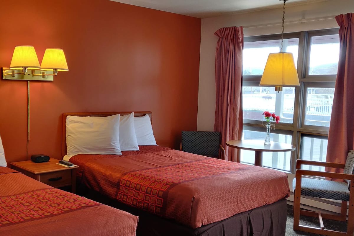Double Room, 2 Double Beds
