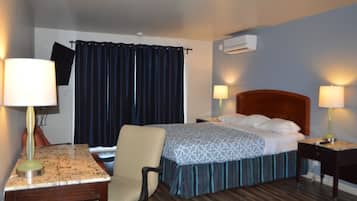 Suite familiar, varias camas | Escritorio, wifi gratis y ropa de cama