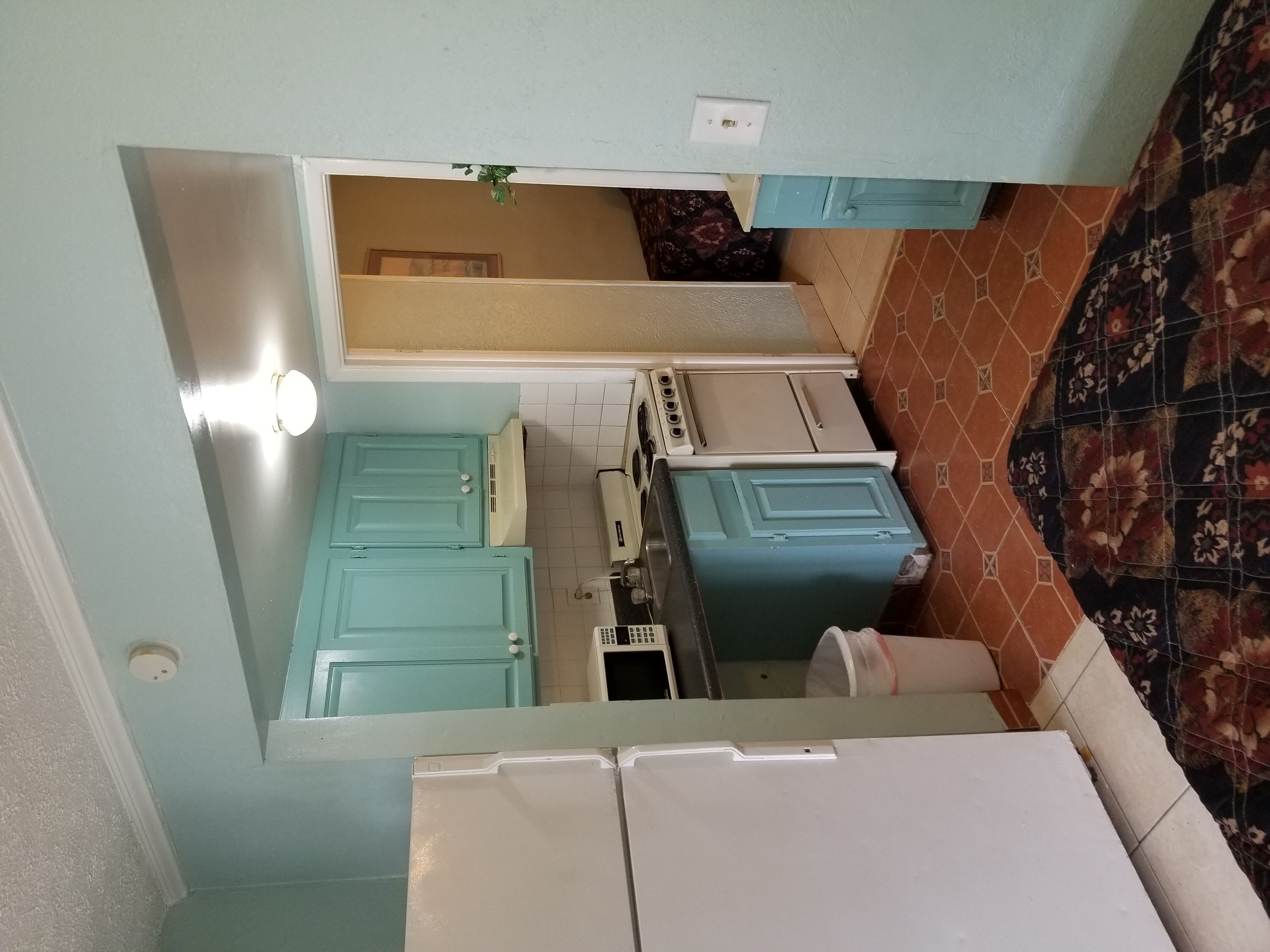 Economy-Vierbettzimmer