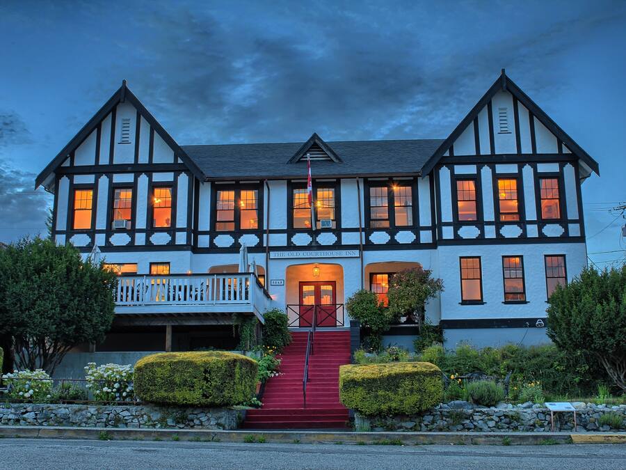 Front of property – evening/night
