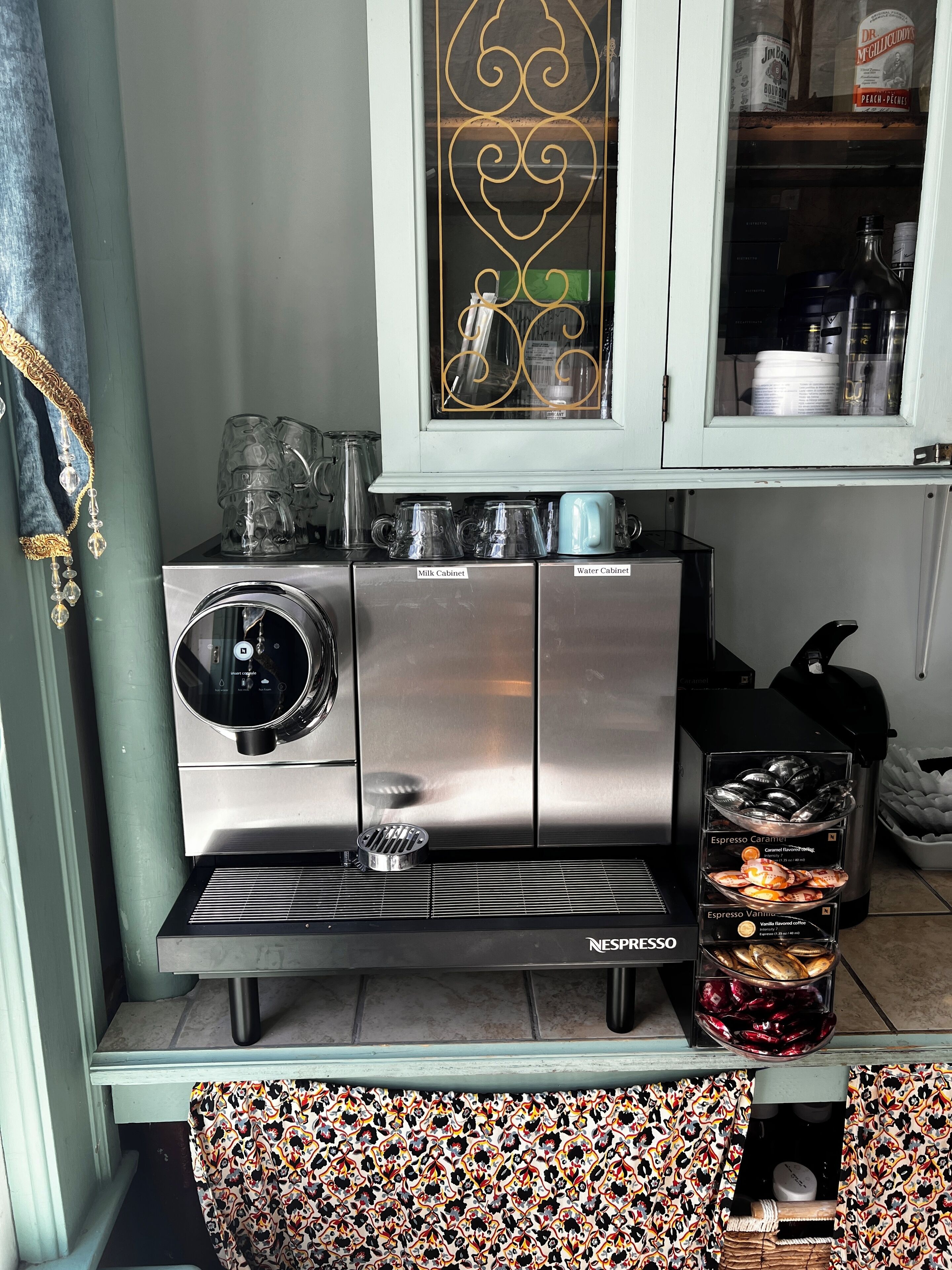 breakfast, brunch served; american cuisine, sea views