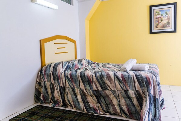 Apartment, 1 Bedroom | 1 bedroom, in-room safe, iron/ironing board, free cribs/infant beds