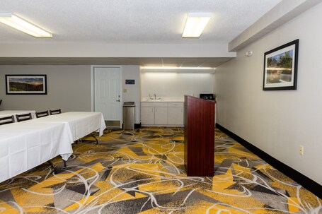 Twin Mountain Inn Suites - Image 36