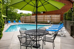 야외 수영장, 일광욕 의자