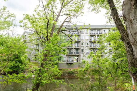 Twin Mountain Inn Suites - Image 1