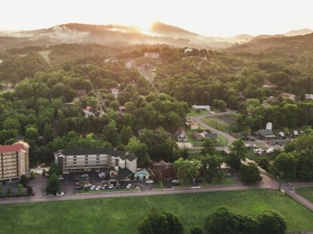 Twin Mountain Inn Suites - Image 48