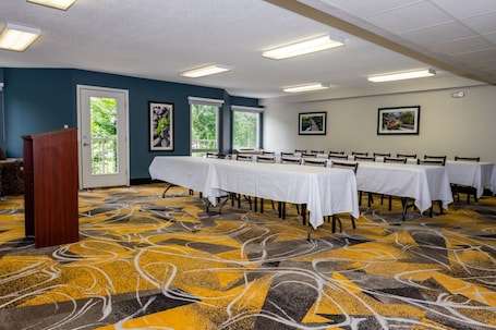 Twin Mountain Inn Suites - Image 39