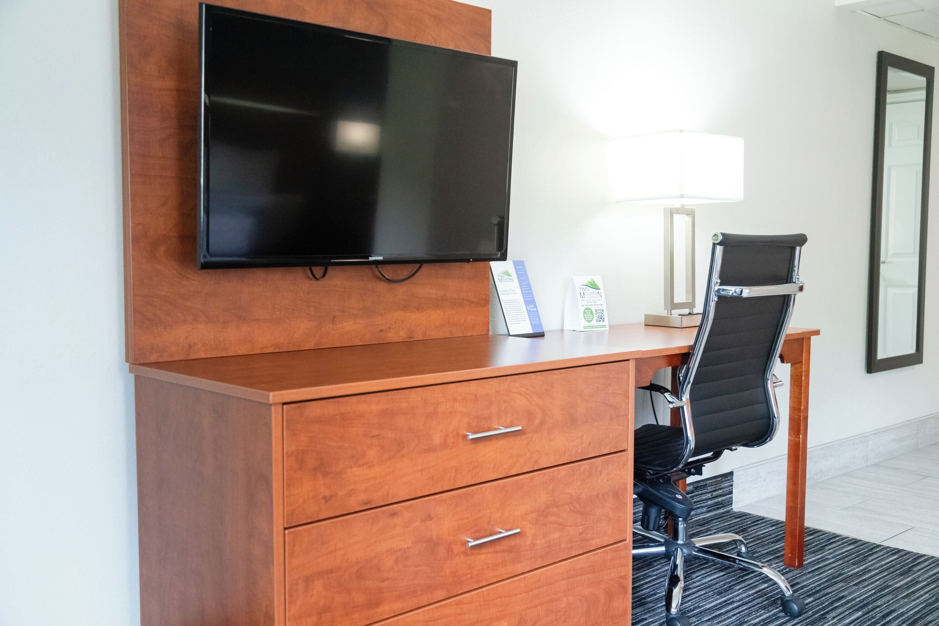 newly renovated 1 king bed with sofa bed, fireplace, jetted tub, private balcony on river | 1 bedroom, desk, laptop workspace, blackout curtains