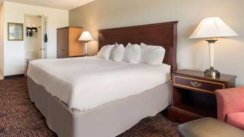 Standard Room, 1 King Bed, Non Smoking, Refrigerator & Microwave | Premium bedding, individually decorated, individually furnished