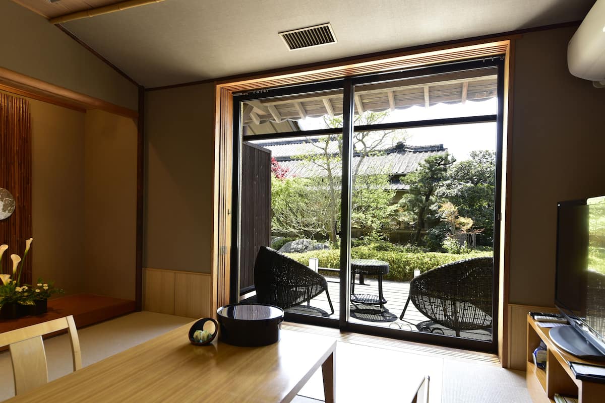 Japanese style with Japanese Garden View | 1 bedroom, in-room safe, bed sheets