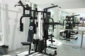 Gym - BBG Seaside Luxurious Service Apartment (Chonburi)