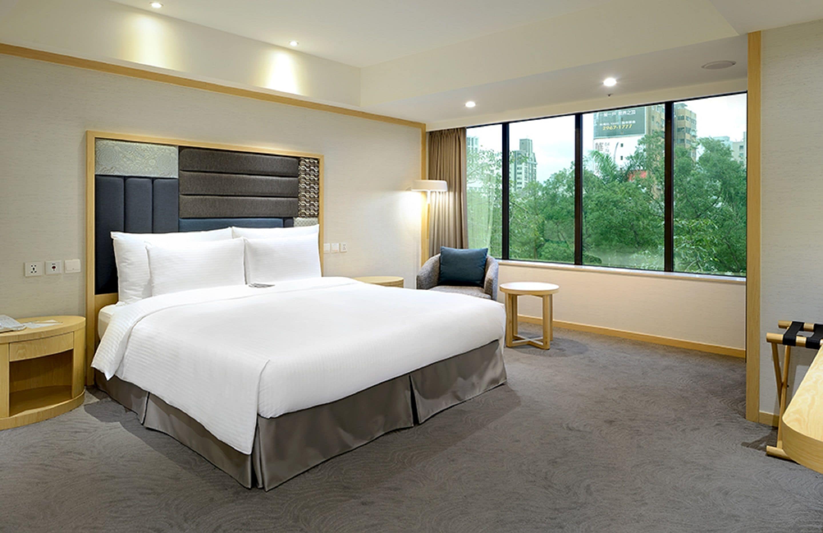 deluxe room (double) | view from room