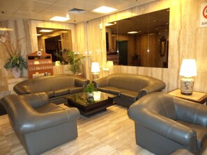 Zona de estar del vestíbulo