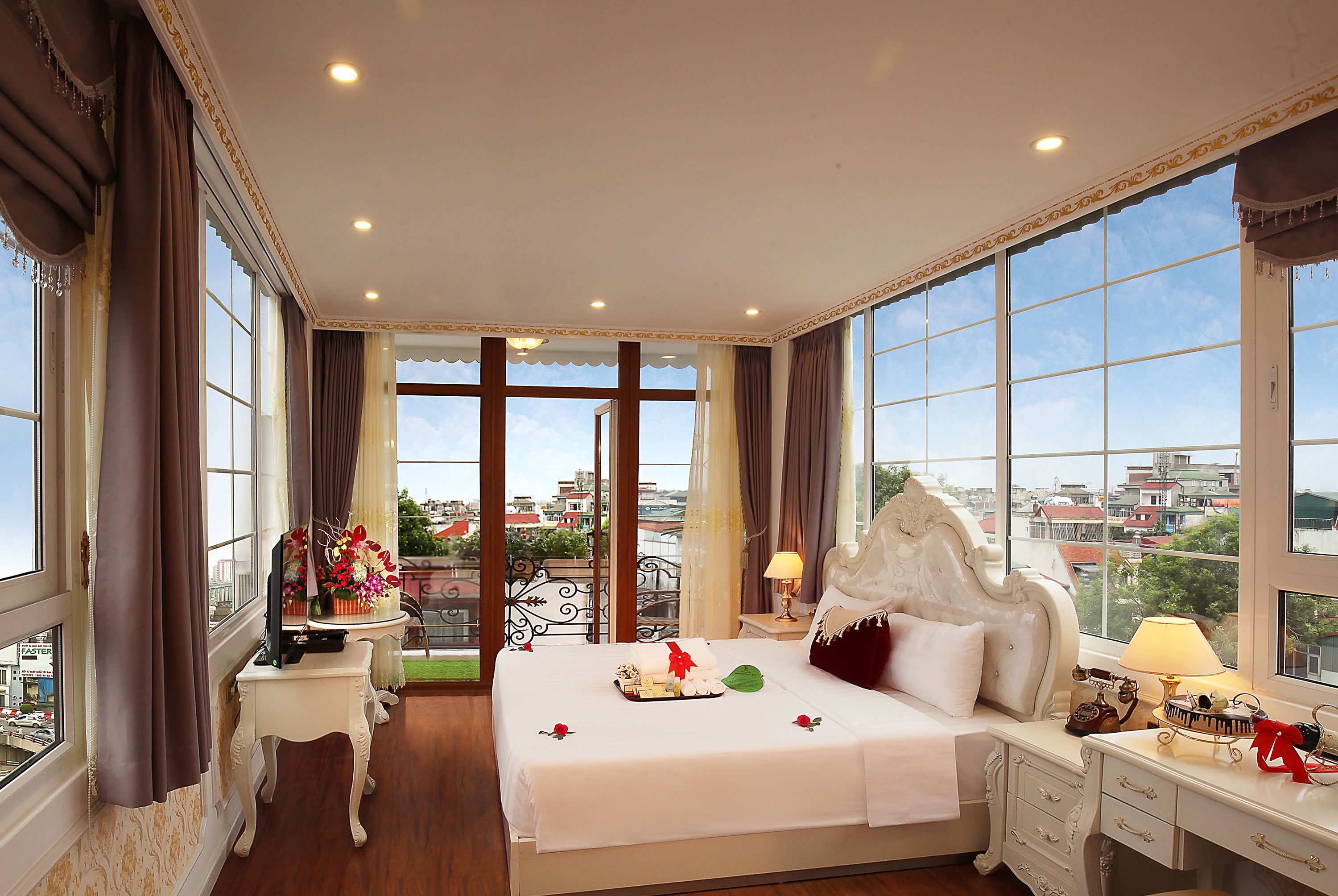 deluxe rooftop double or twin room | 1 bedroom, premium bedding, minibar, in-room safe
