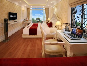 Premium bedding, minibar, in-room safe, desk