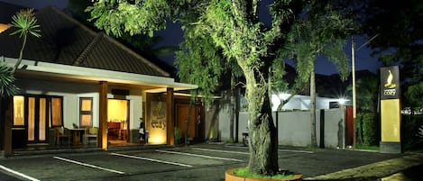 Front of property - evening/night