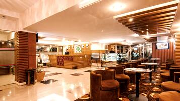 Lobby-Lounge