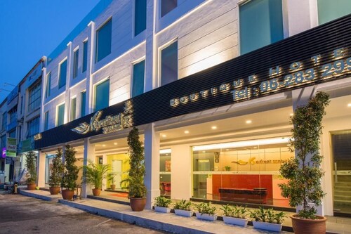 Riverfront Sentral Boutique Hotel