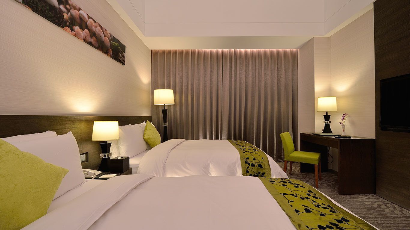 Escritorio, insonorización, wifi gratis y ropa de cama 