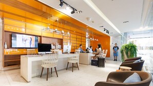 施設の正面