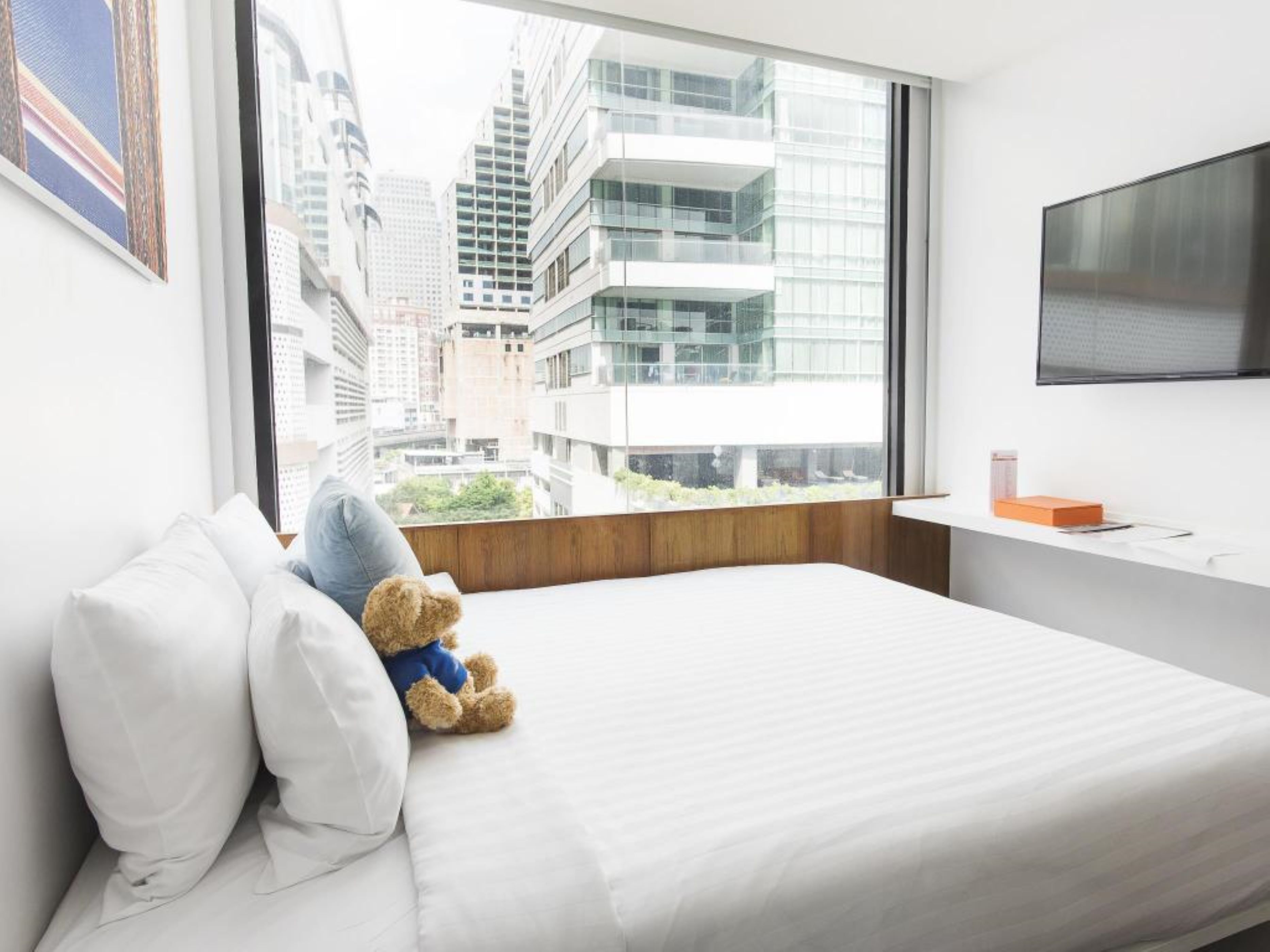 minibar, in-room safe, blackout curtains, free wifi