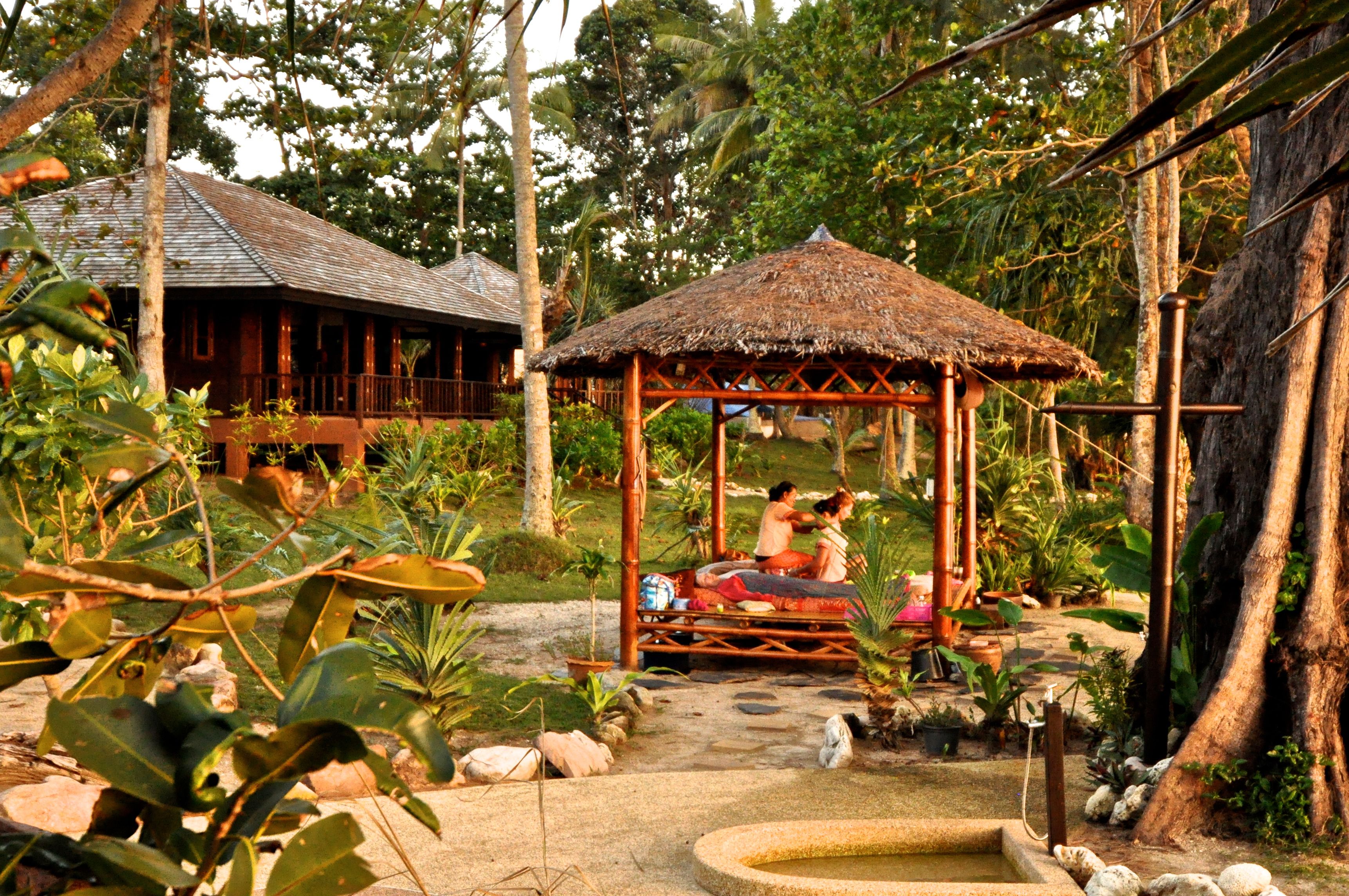 Thai massages, manicures and pedicures