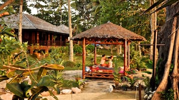 Thai massages, manicures and pedicures