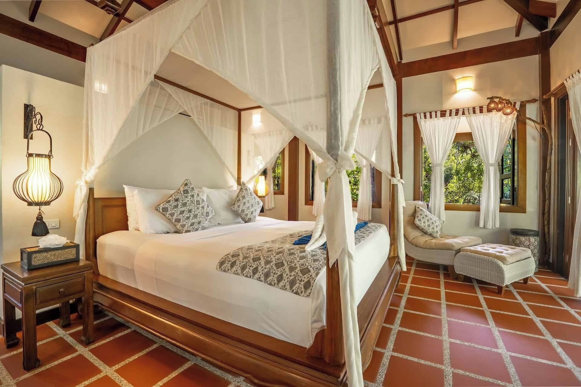 Villa familiale, 3 chambres, piscine privée | Minibar, coffre-fort, décor unique, ameublement unique